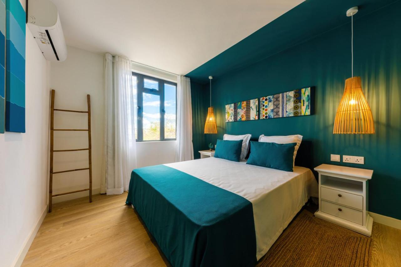 Les Cerisiers Beach Residence, Cosy And Modern 3 Bedroom Apartment Located 50 Metres From The Beach And From All Amenities And Restaurants On The Coastal Road Flic en Flac Екстер'єр фото