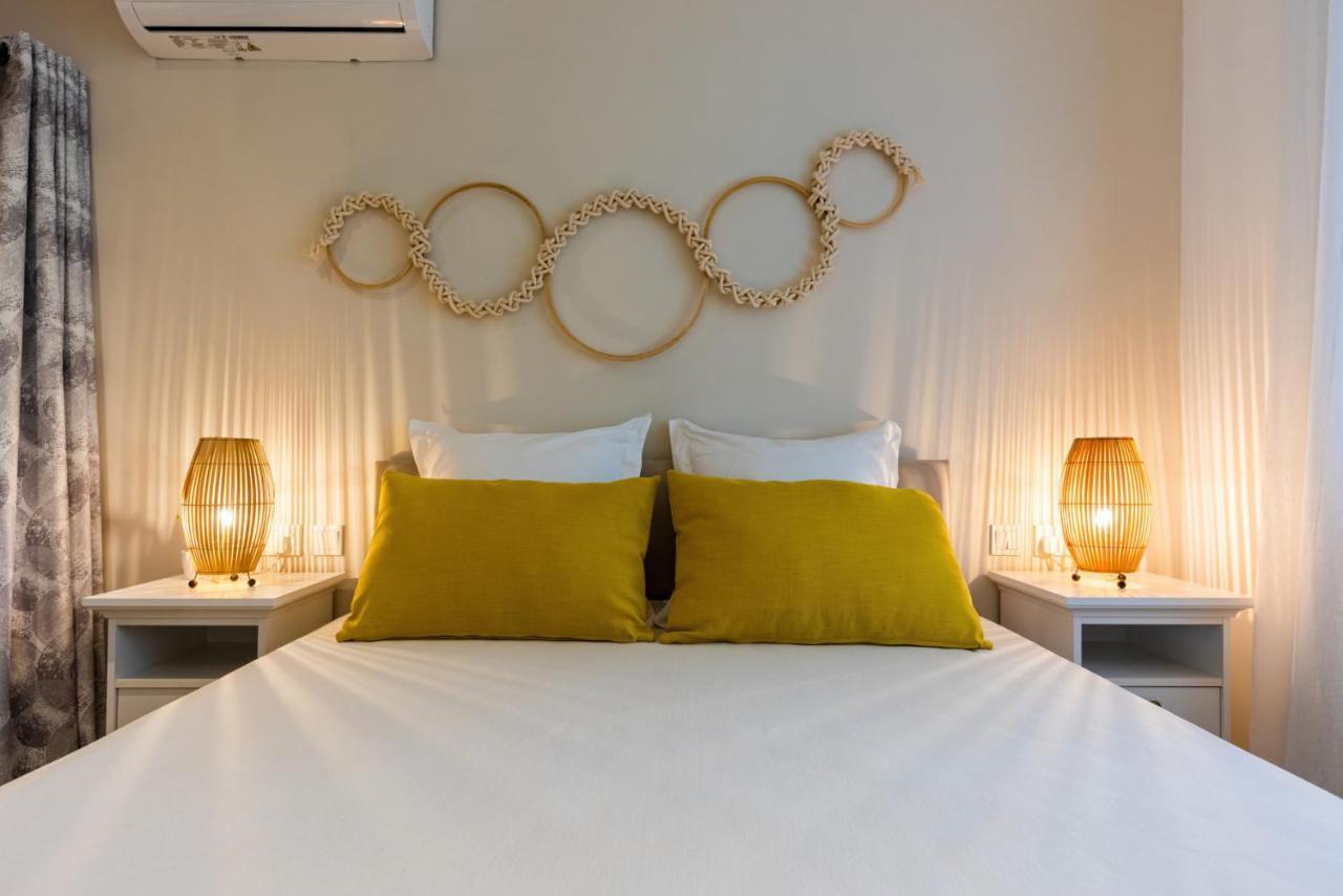 Les Cerisiers Beach Residence, Cosy And Modern 3 Bedroom Apartment Located 50 Metres From The Beach And From All Amenities And Restaurants On The Coastal Road Flic en Flac Екстер'єр фото