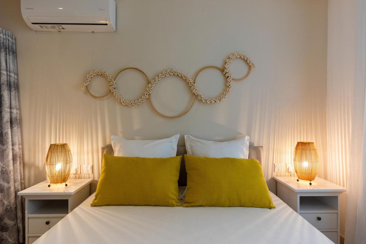Les Cerisiers Beach Residence, Cosy And Modern 3 Bedroom Apartment Located 50 Metres From The Beach And From All Amenities And Restaurants On The Coastal Road Flic en Flac Екстер'єр фото