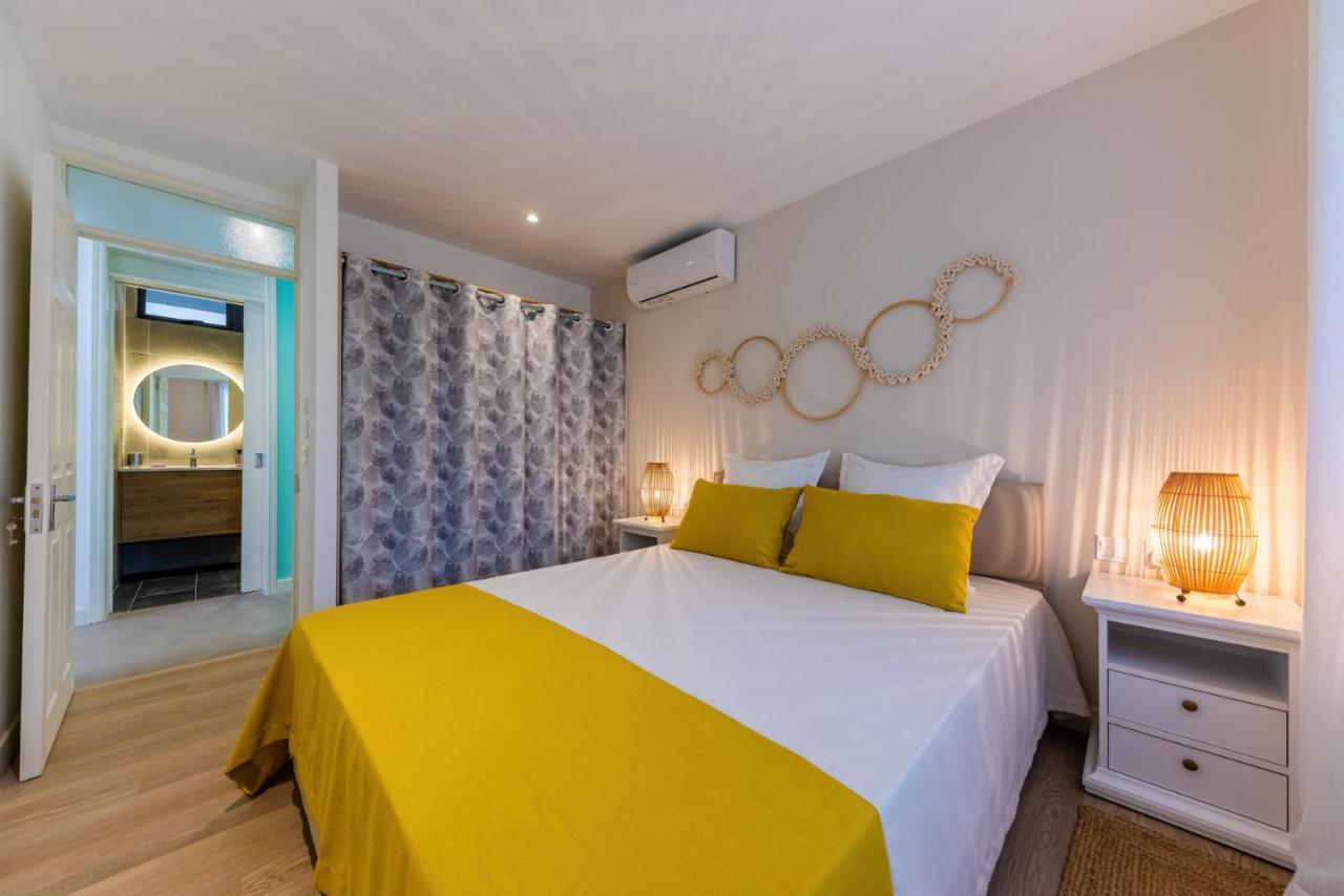 Les Cerisiers Beach Residence, Cosy And Modern 3 Bedroom Apartment Located 50 Metres From The Beach And From All Amenities And Restaurants On The Coastal Road Flic en Flac Екстер'єр фото