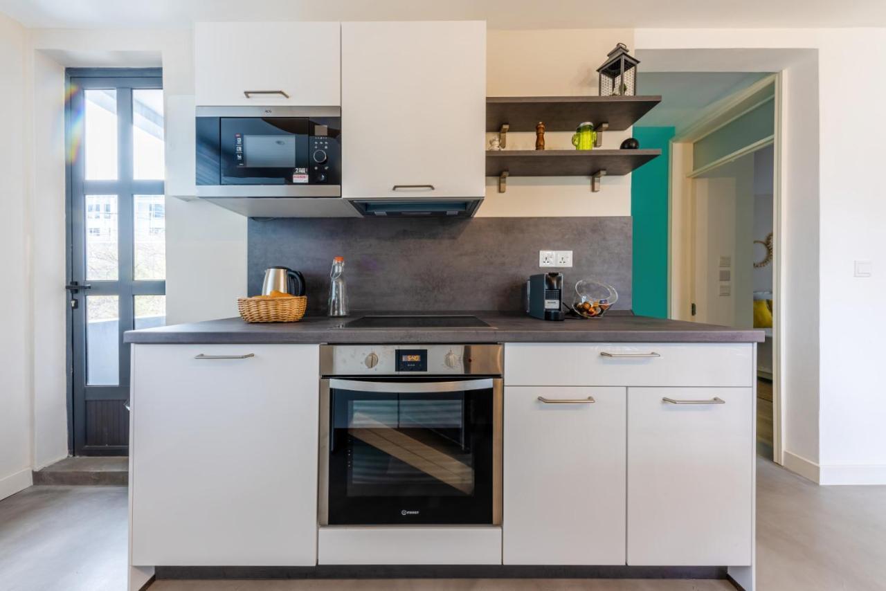 Les Cerisiers Beach Residence, Cosy And Modern 3 Bedroom Apartment Located 50 Metres From The Beach And From All Amenities And Restaurants On The Coastal Road Flic en Flac Екстер'єр фото